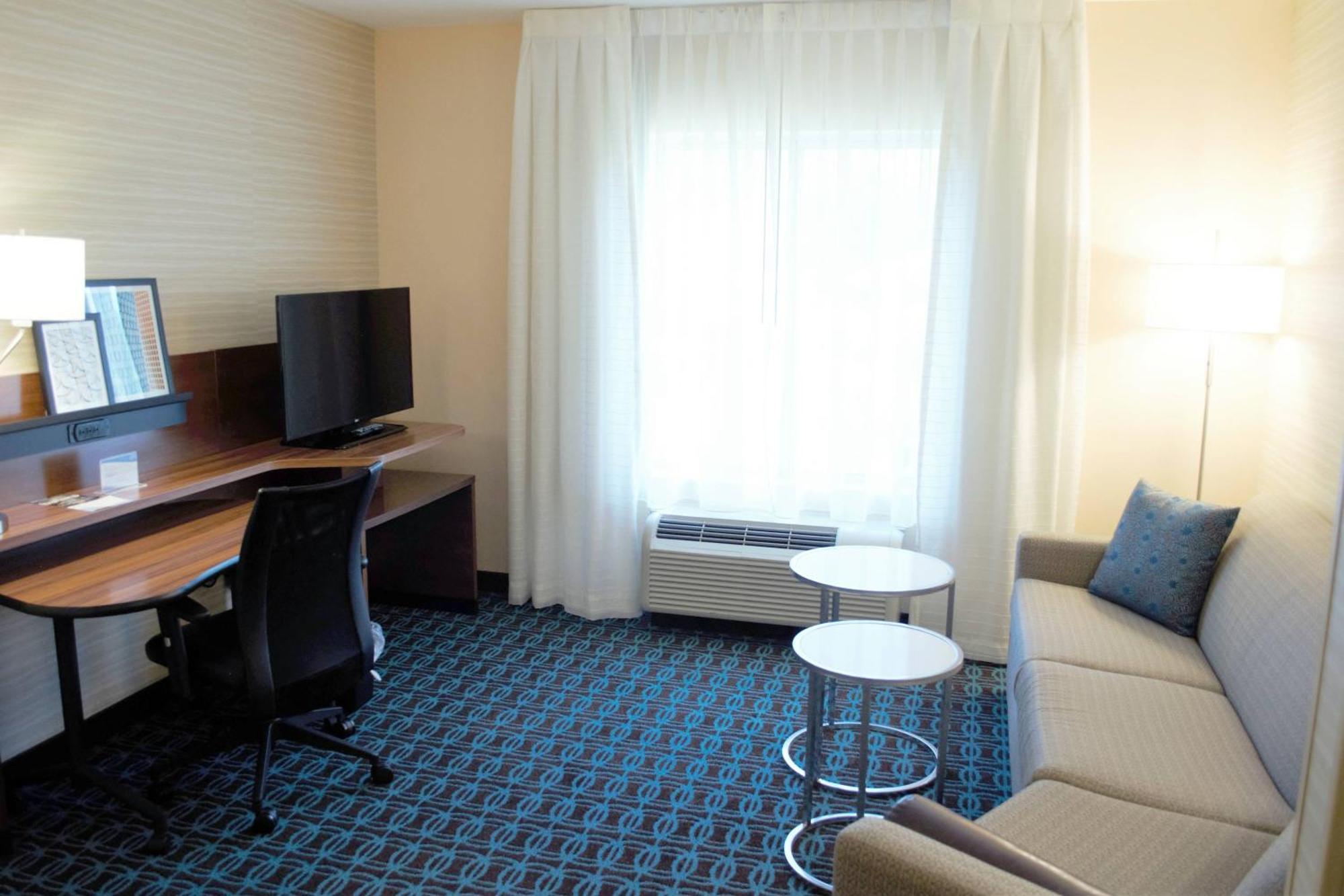 Fairfield Inn & Suites By Marriott Stroudsburg Bartonsville/Poconos Buitenkant foto