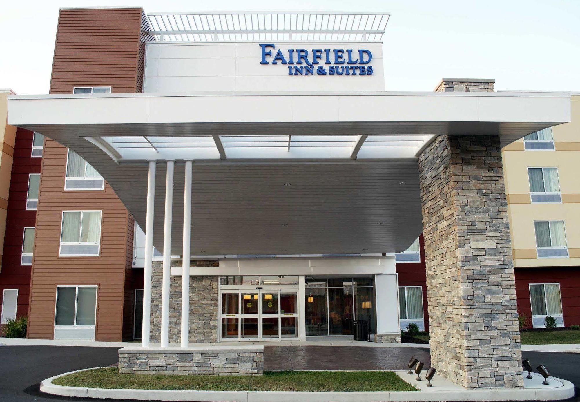 Fairfield Inn & Suites By Marriott Stroudsburg Bartonsville/Poconos Buitenkant foto